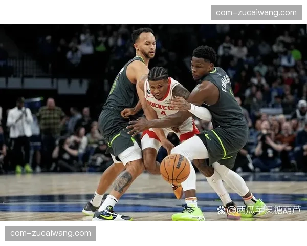 猛龙博伊尔斯高效22分8篮板 末节连续拼抢前场篮板压制